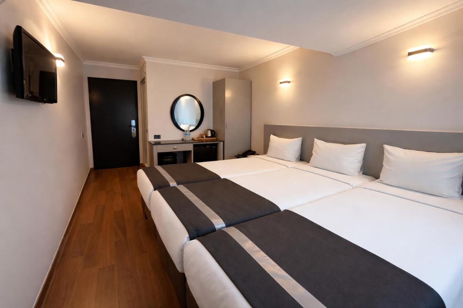 Peak Star Hotel — Fotos 1